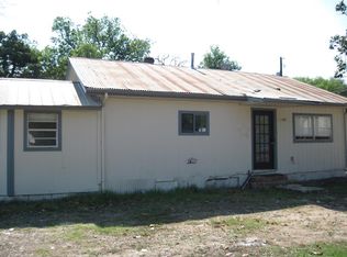 214 High Way #480, Center Pt, TX 78010