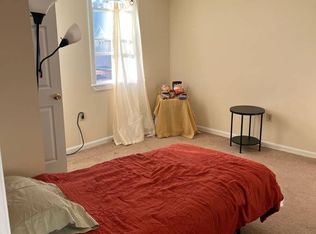 61 Grove St FLOOR 2, Lynn, MA 01905