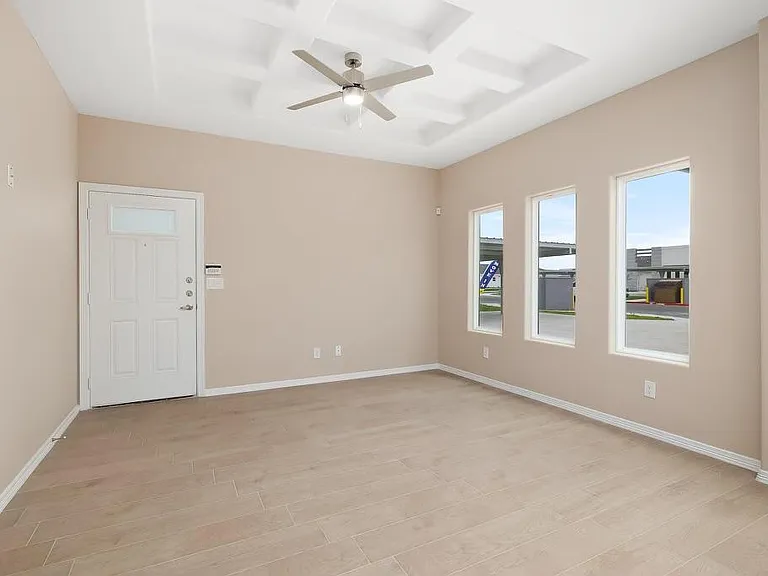 3105 W Sandlewood St #3 — Photo 11