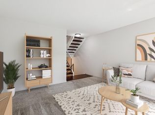 1744 Meadowlark Rd, Eagan, MN 55122