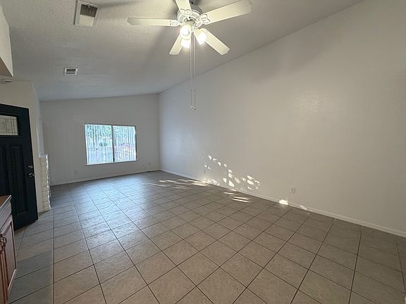 4th image of 665 S Coalinga St