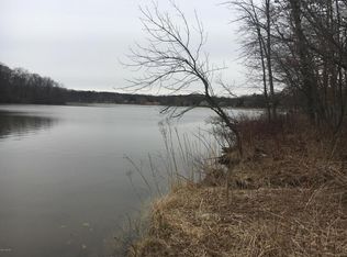 7447 Kenrob Dr SE, Grand Rapids, MI 49546