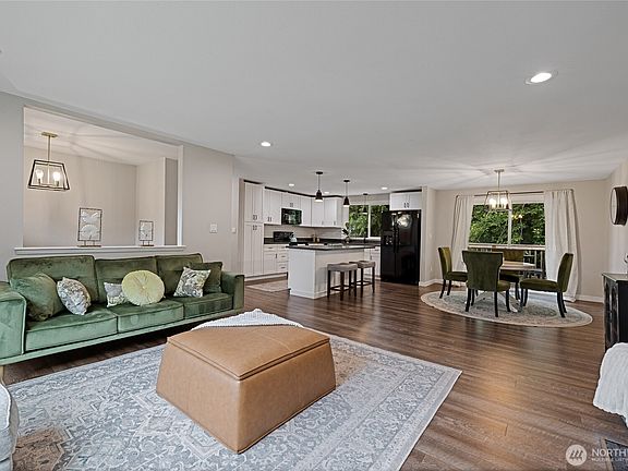 5th image of 6906 43rd Street Ct NW
