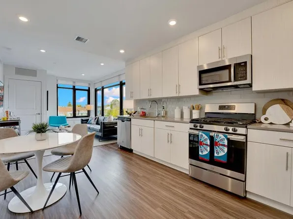 971 Broadway image 1 of 20