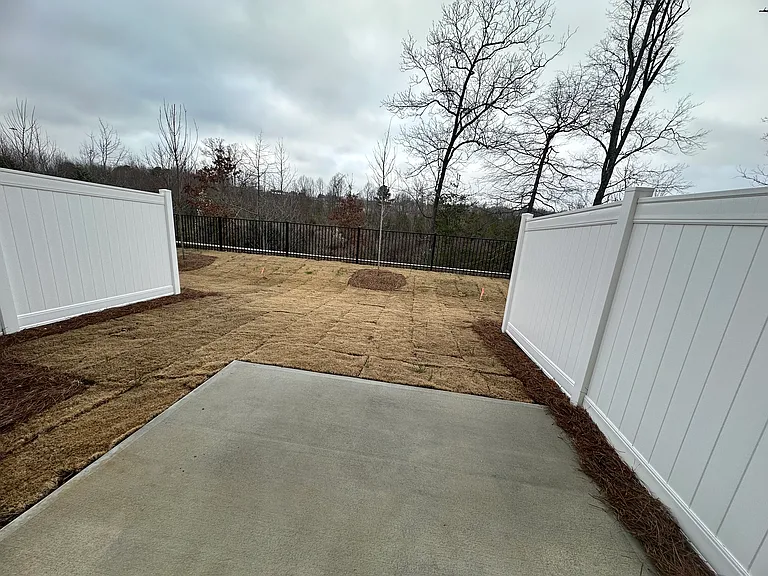 1351 Amberview Ln — Photo 54