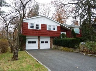 499 Stratton Rd, New Rochelle, NY 10804