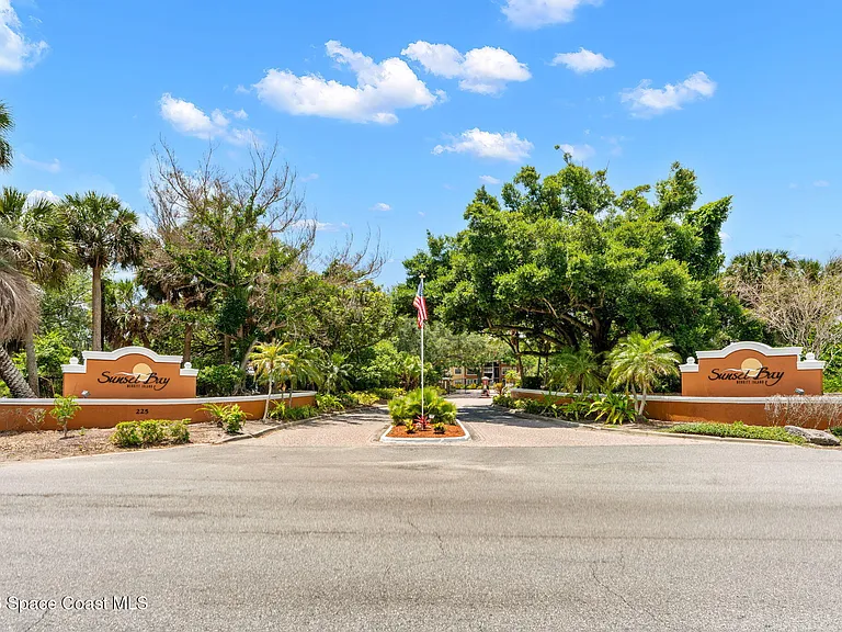 225 S Tropical Trl #718 — Photo 42