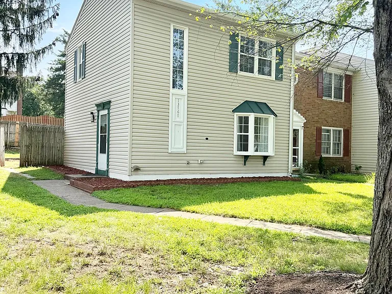 13767 Marsden Ct — Photo 2