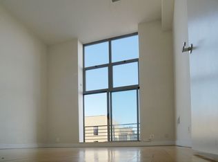 164 Scholes St #3L, Brooklyn, NY 11206