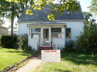 427 Ford Ave, Wyandotte, MI 48192