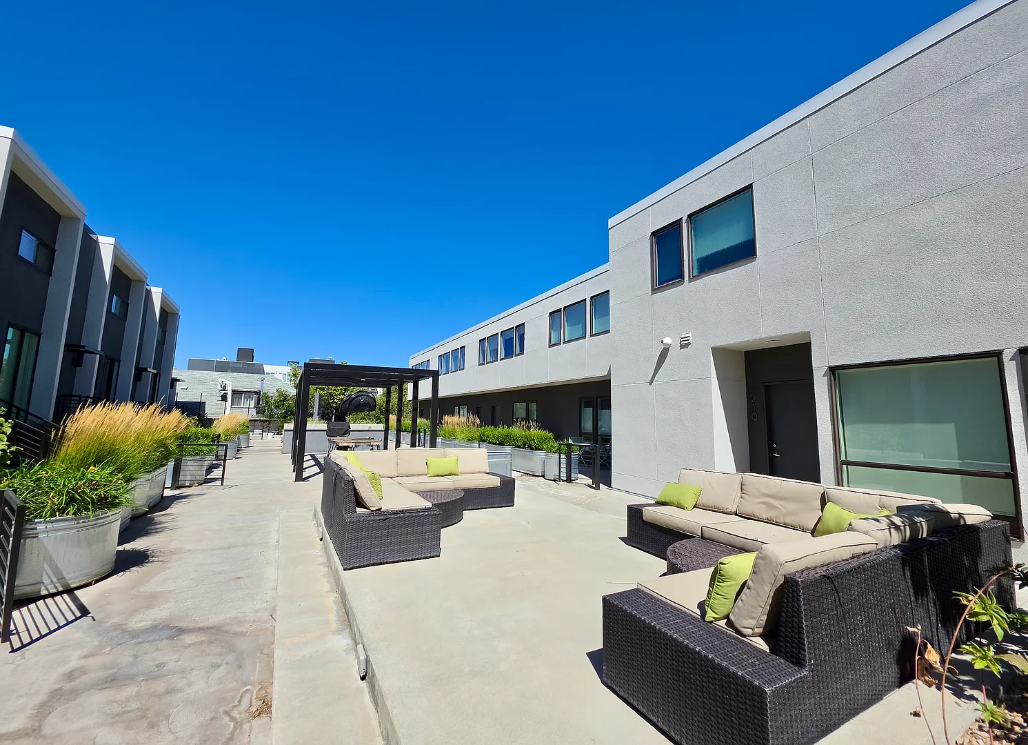 2 Bed / 2.5 Bath Condo for Rent in Salt Lake City, UT — Photo 4