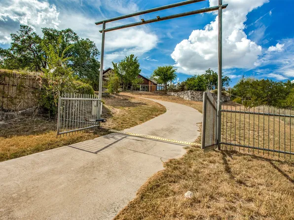 1925 Reynolds Dr, Azle, TX 76020