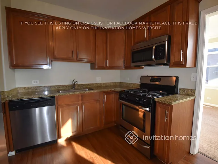 600 W 3rd St — Photo 6