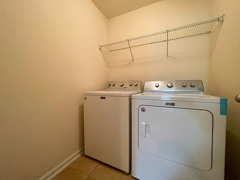 3317 Arkose Dr — Photo 26