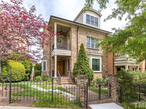 204 W Barbee Chapel Rd, Chapel Hill, NC 27517