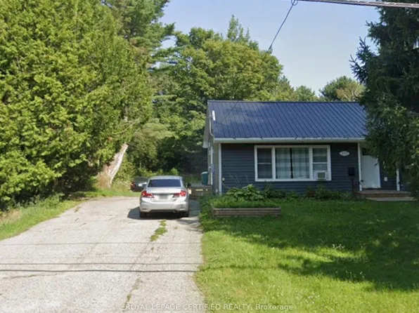 253 Maple St, Bracebridge, ON P1L 1K3