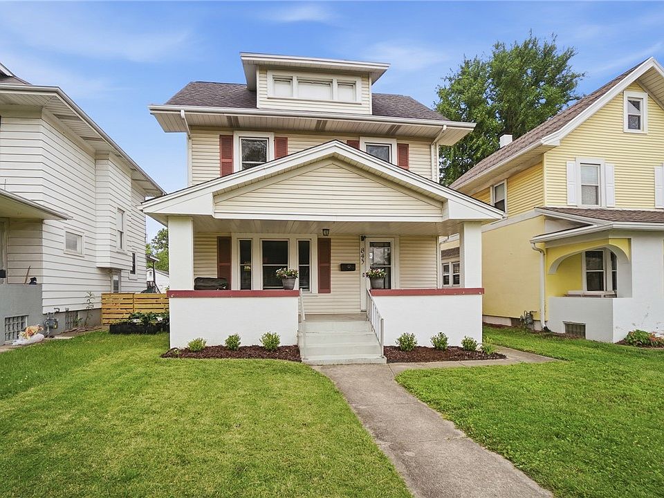 1st image of 843 Bowen St