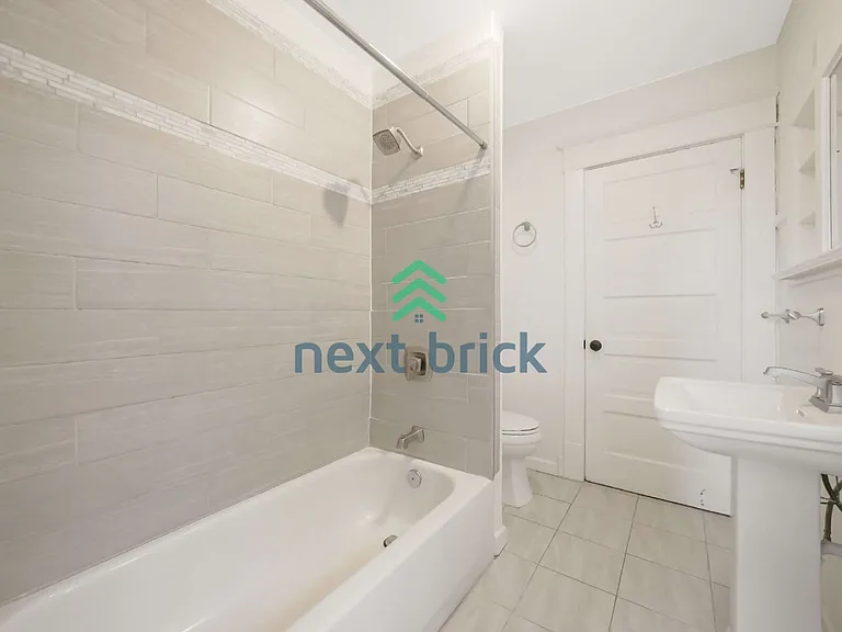 3615 Colby Ave — Photo 15