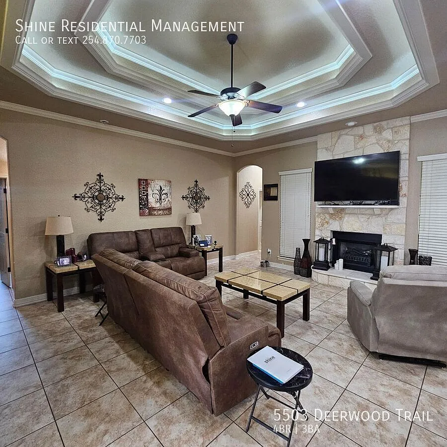 Gorgeous 4 bedroom home in well-kept area — Photo 4