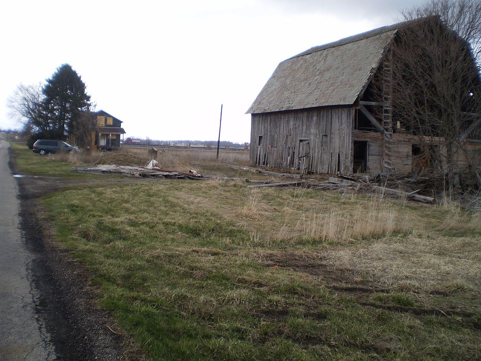 Home and barn (need repaired)