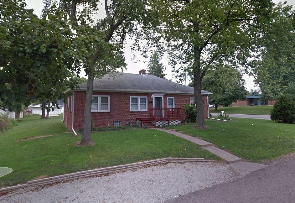 1st image of 1060 E Mills Ave