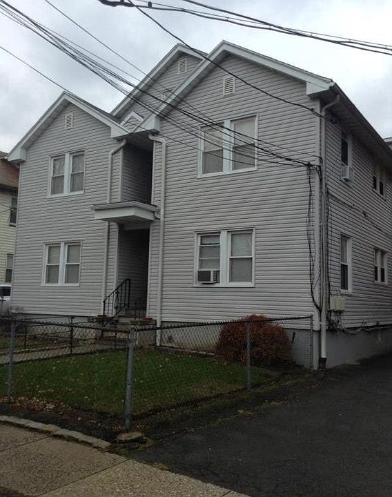 1st image of 14 Minerva Pl APT 5
