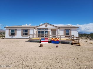 14074 S Red Lake Rd, Yucca, AZ 86438