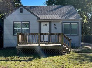 617 Bertrand St, Manhattan, KS 66502