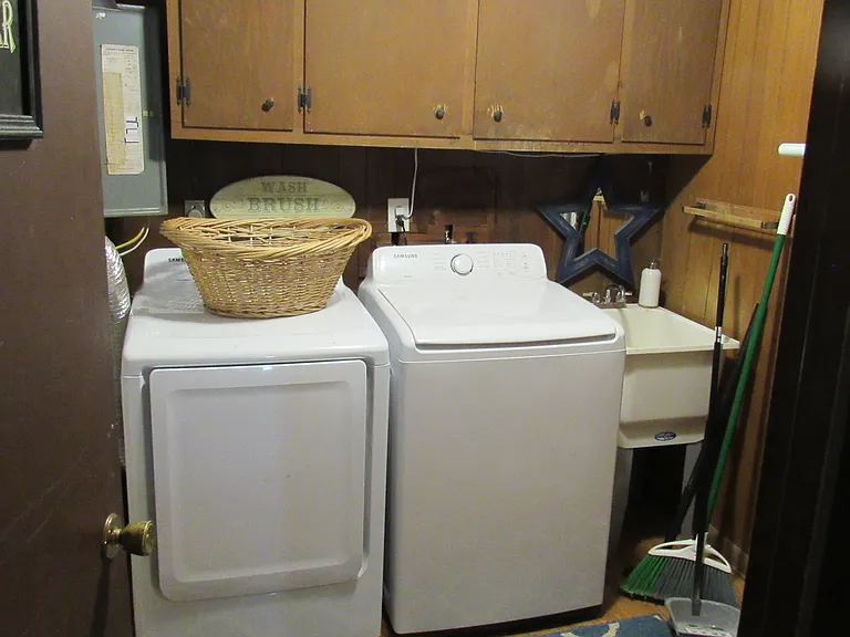 340 Goheen St — Photo 21