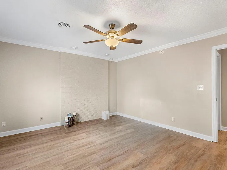113 Arcadia Ln #B — Photo 15
