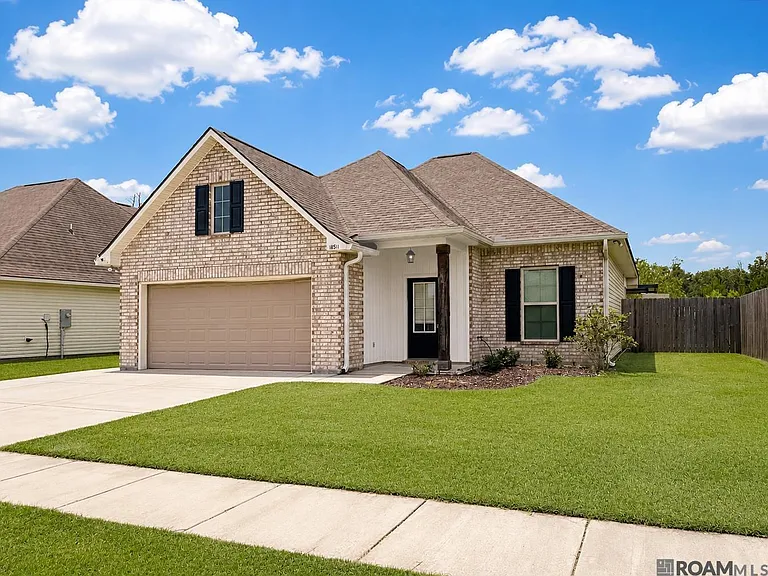 18311 Terraceside Dr — Photo 2