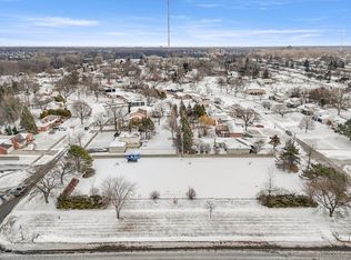 26026 Southfield Rd, Southfield, MI 48076