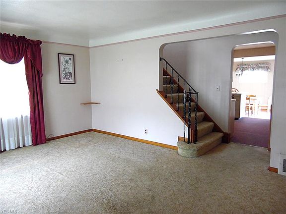 3rd image of 30091 Frank Dr