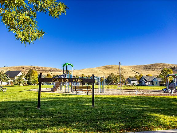3rd image of 4789 Canyon Creek Blvd