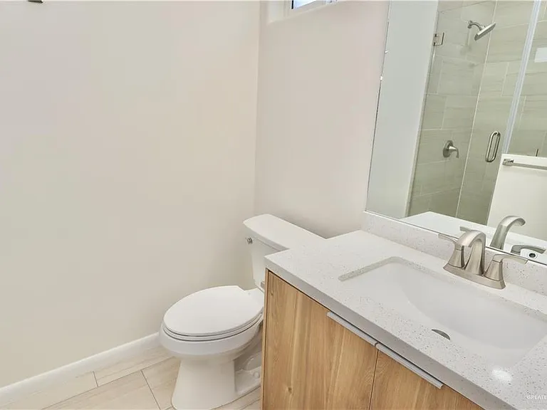 2612 E Israel Ave #A — Photo 10