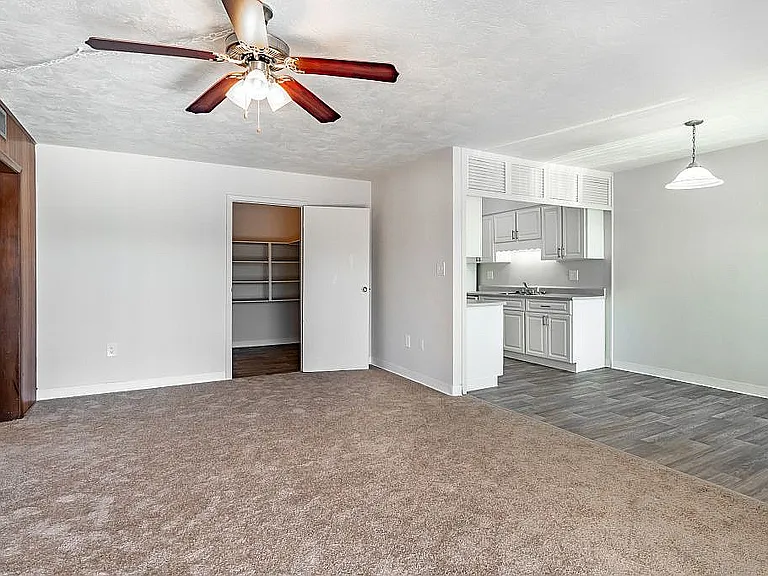 870 Sq. Ft. Living - Resized