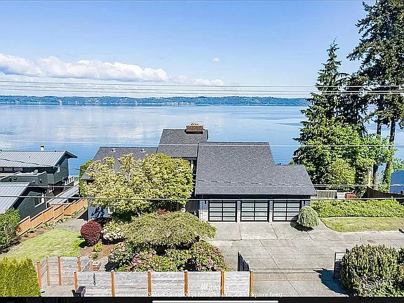 2nd image of 3620 SW Dash Point Rd