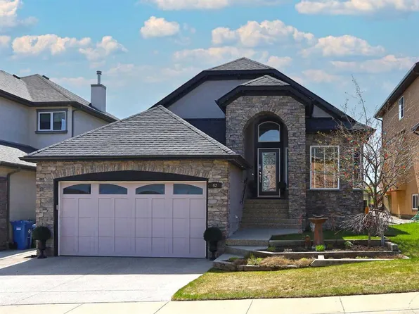 92 Sherwood Rise NW, Calgary, AB T3R 1P6