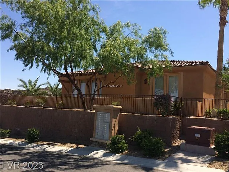 1230 Calcione Dr — Photo 9
