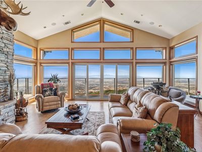 24143 Rockview Dr, Crestline, CA, 92325