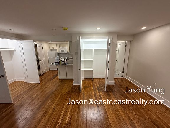 3rd image of 21 Royce Rd #203B