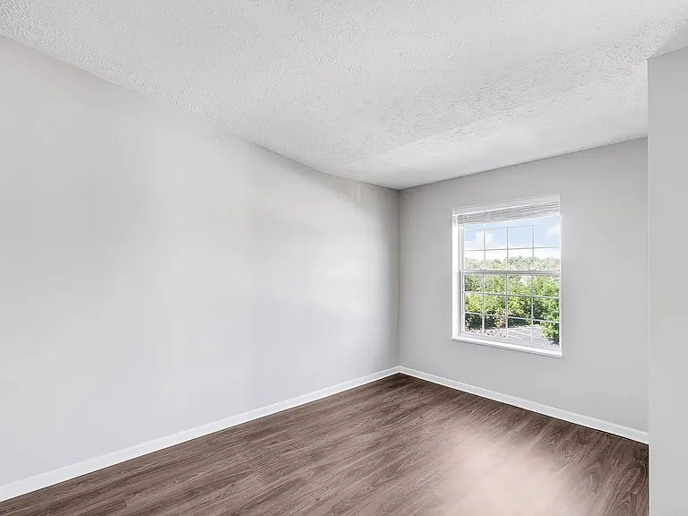Cherry Tree Village Apartments — Photo 65
