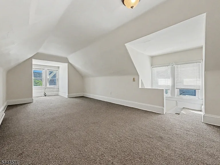 372 Prospect St #2 — Photo 20