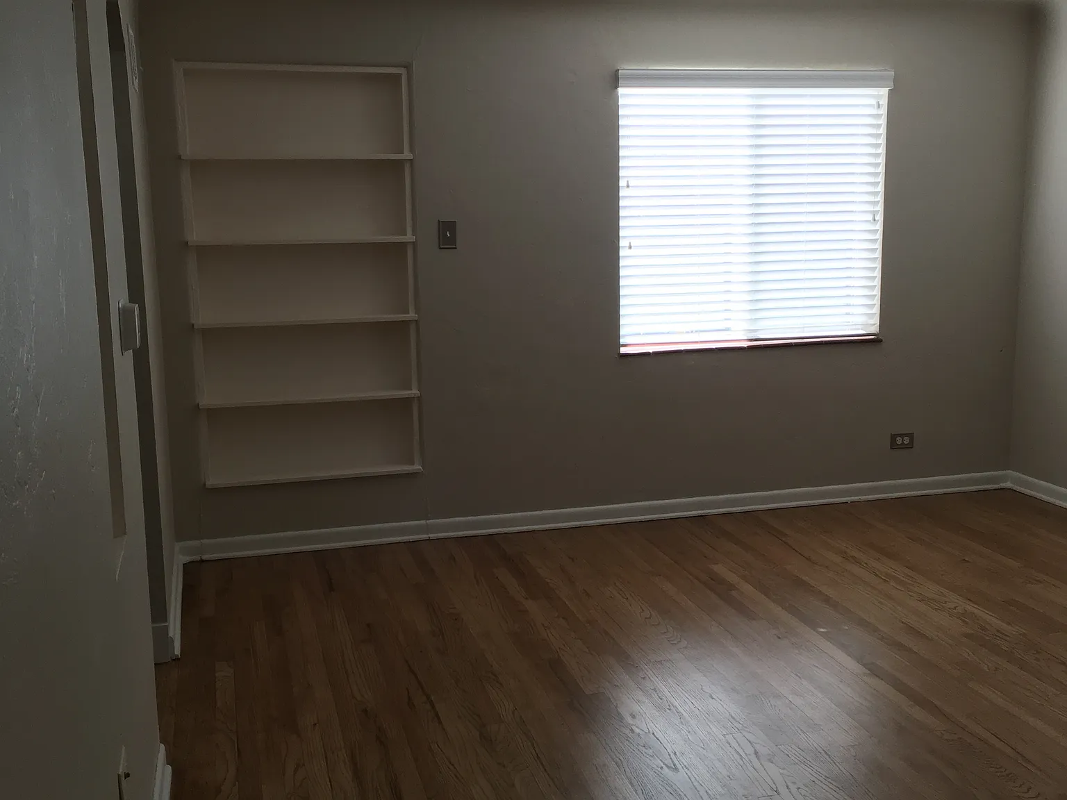4 bed, 1575 sqft, $3,200 — Photo 4
