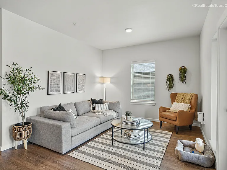 Reserve at Hunters Ridge — Photo 3