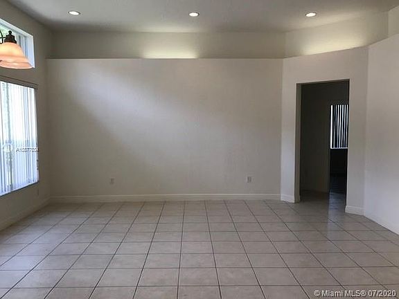 4th image of 18571 SW 44th St #18751