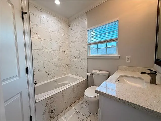 2615 Banks St — Photo 20