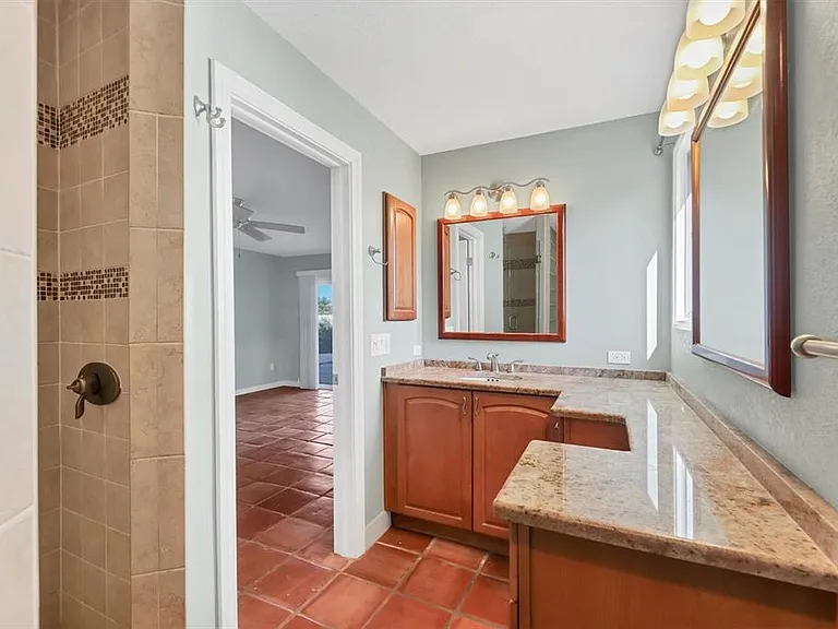 3601 Coquina Key Dr SE — Photo 27