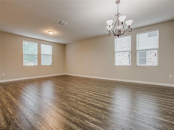 3rd image of 710 Hanceville Way