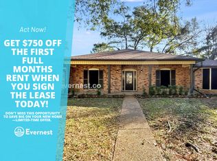 2101 Lamar Dr, Richmond, TX 77469
